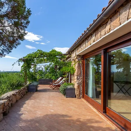 Belocations - Rubia * Monte Petrosu