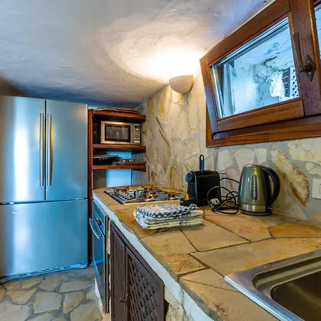 Belocations - Rubia * Monte Petrosu